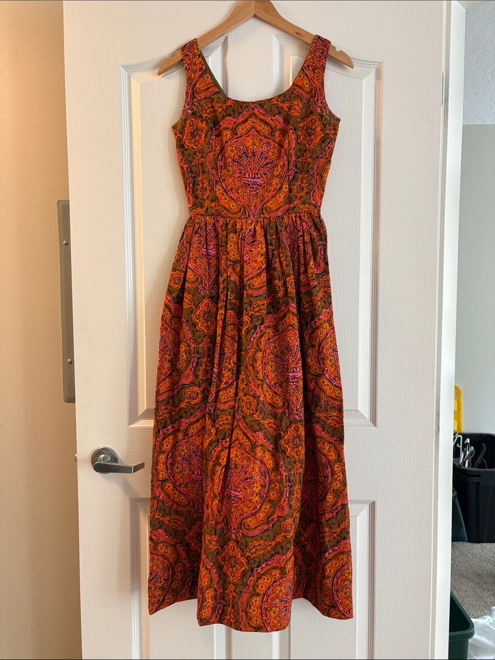 Vintage (1960s) Sleeveless Orange Paisley Midi Dress